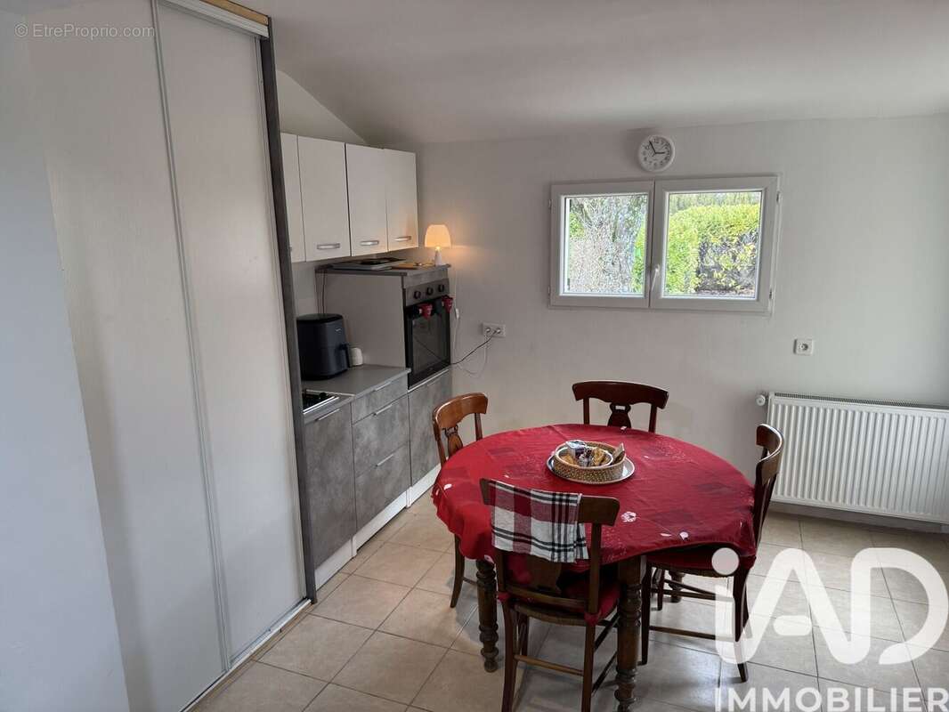 Maison 76 m² à Banon  - photo 3