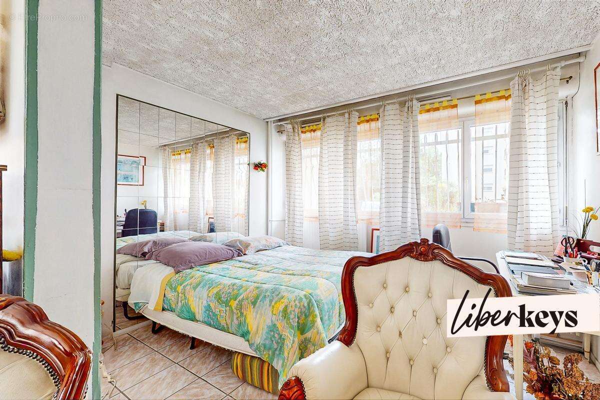 Appartement à CLICHY-SOUS-BOIS