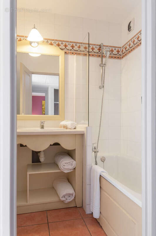 Appartement à MANDELIEU-LA-NAPOULE