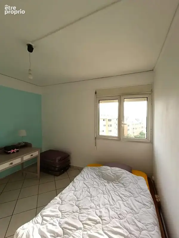 A vendre T4 proche centre-ville avec travaux - photo 7