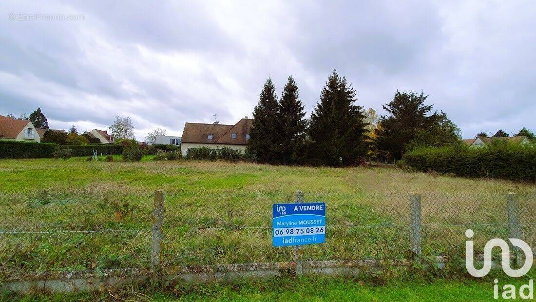 Photo 1 - Terrain à BOULLAY-LES-TROUX