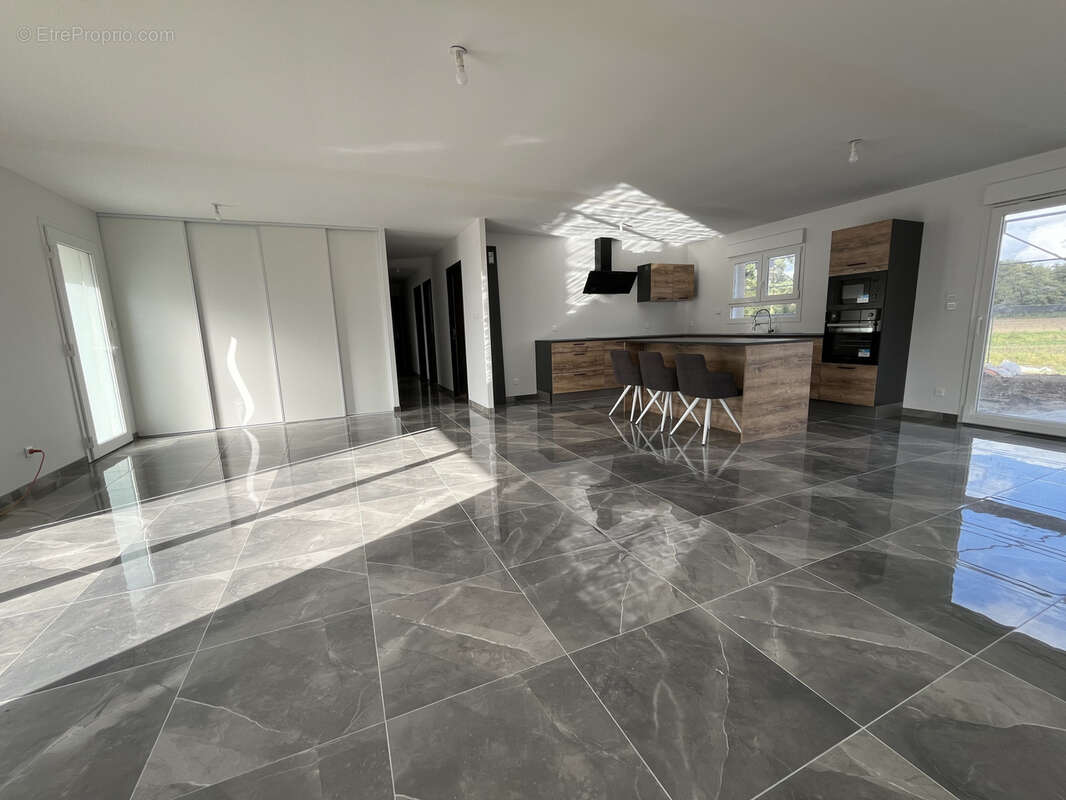 Maison à VITRY-EN-PERTHOIS