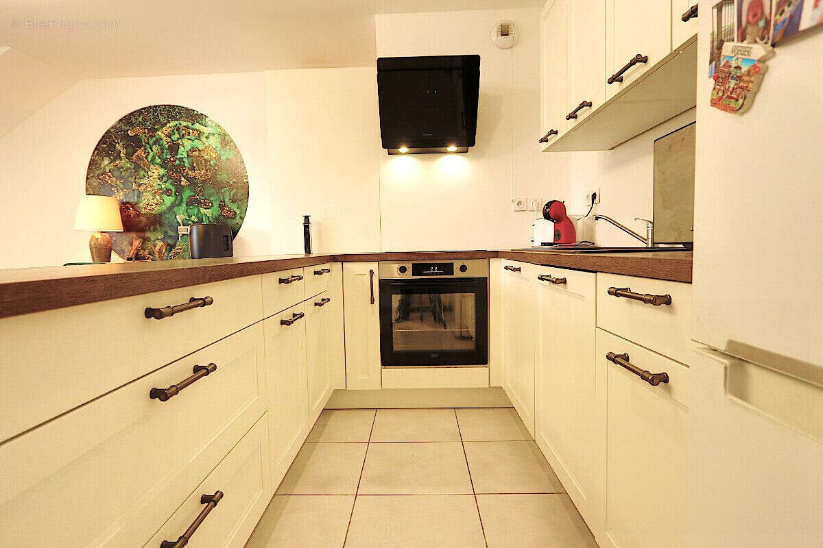 Cuisine - Appartement à BONNEVILLE