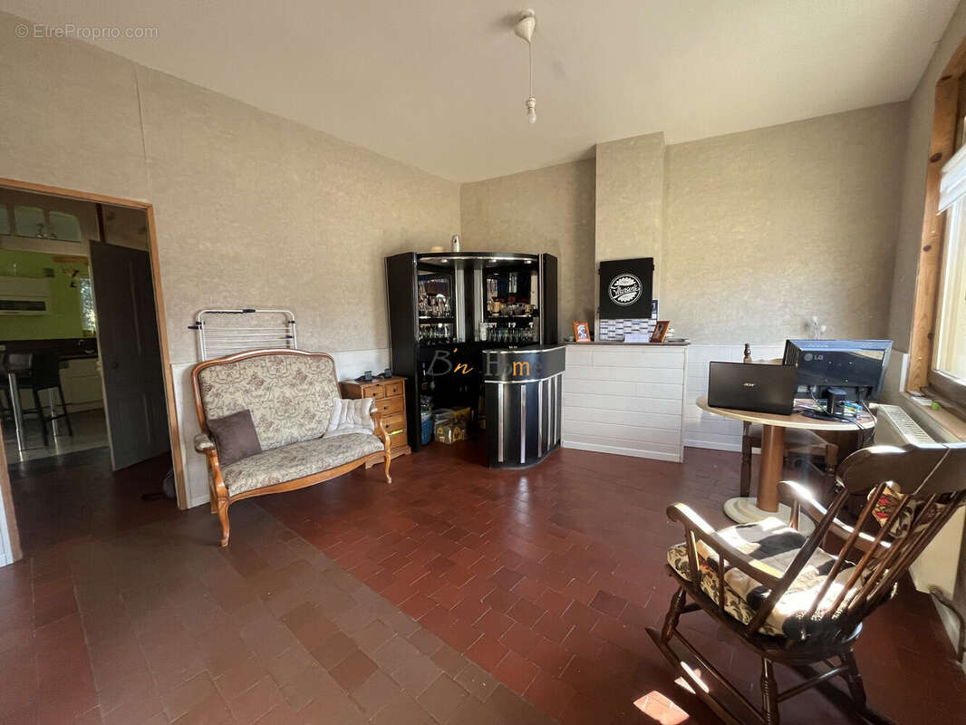Maison à BIHUCOURT