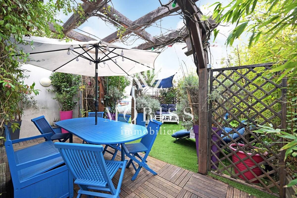 Appartement à PARIS-18E