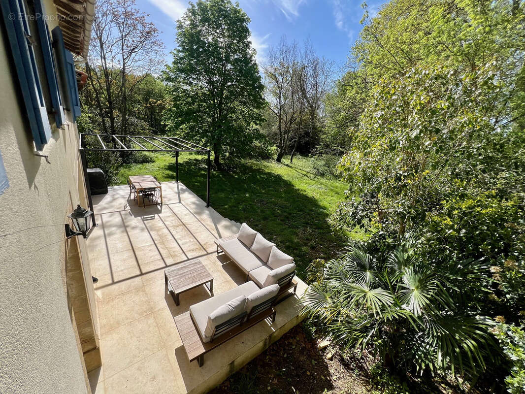 Maison à BEAUTEVILLE