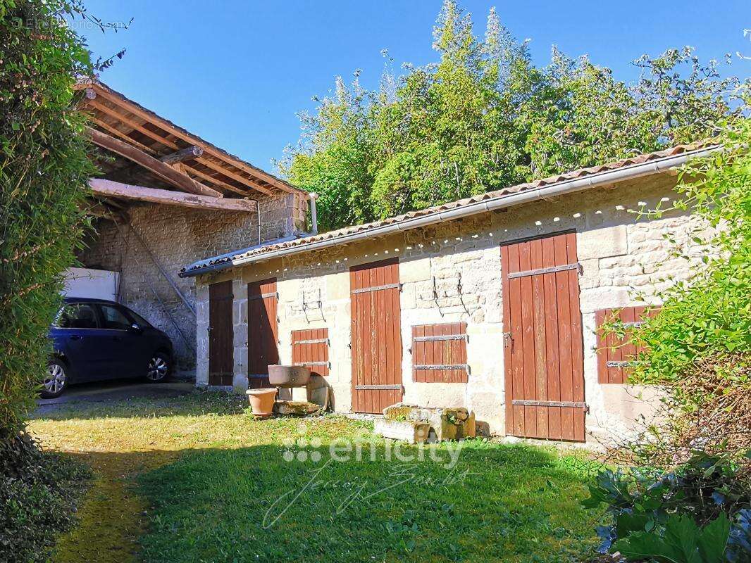 Maison en pierres - photo 16