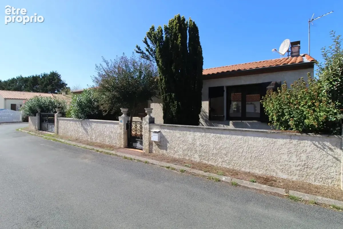 Photo Maison à Breuillet au prix de 262 500€