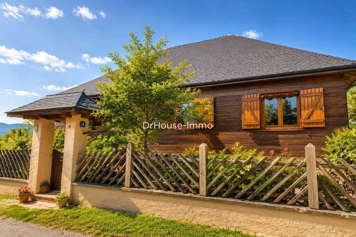 Maison 170 m² à Tardets-Sorholus  - photo 2