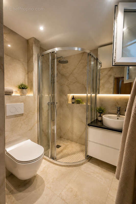 Appartement à VALLAURIS