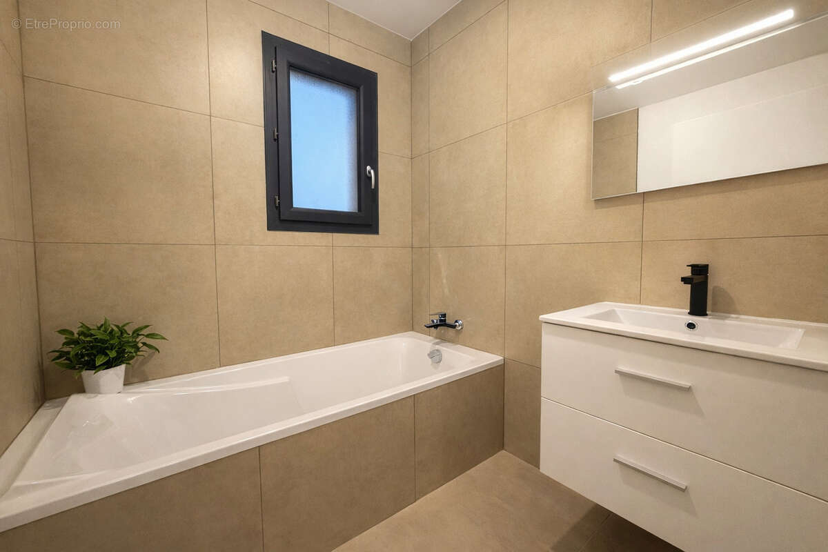 Maison à SAINT-RAMBERT-D'ALBON