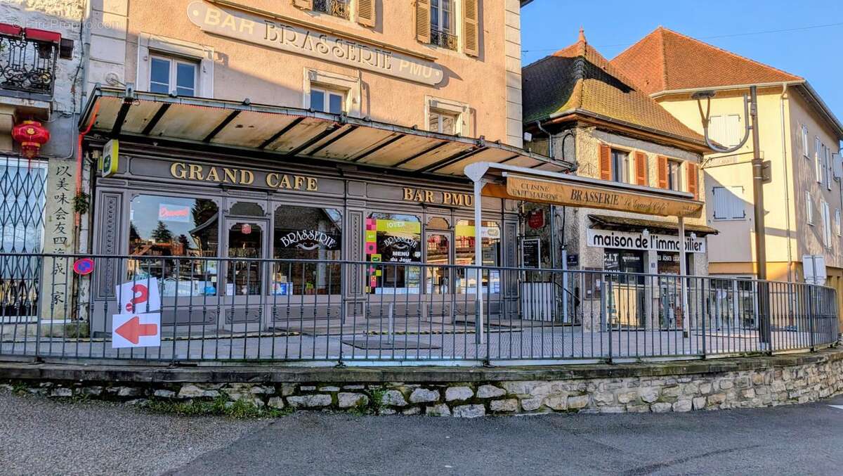 Commerce à MORESTEL