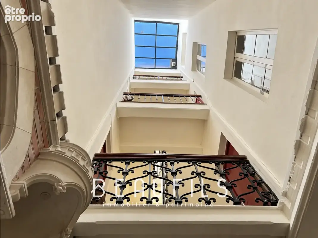 Exclusivité. Appartement au coeur du centre historique - photo 2