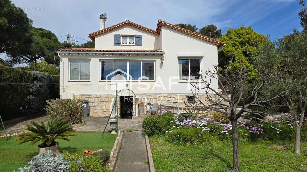 Photo 2 - Maison à SIX-FOURS-LES-PLAGES