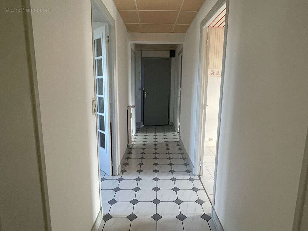À vendre : Appartement de 3 pièces à Rethel - photo 7