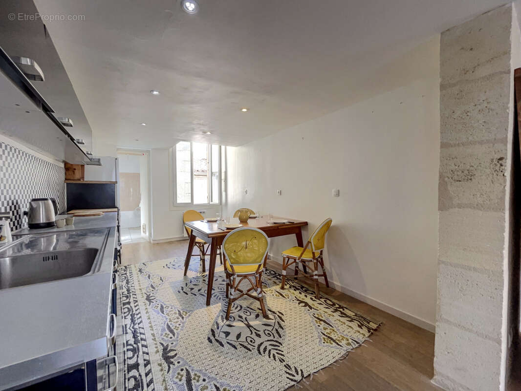 Appartement à BORDEAUX