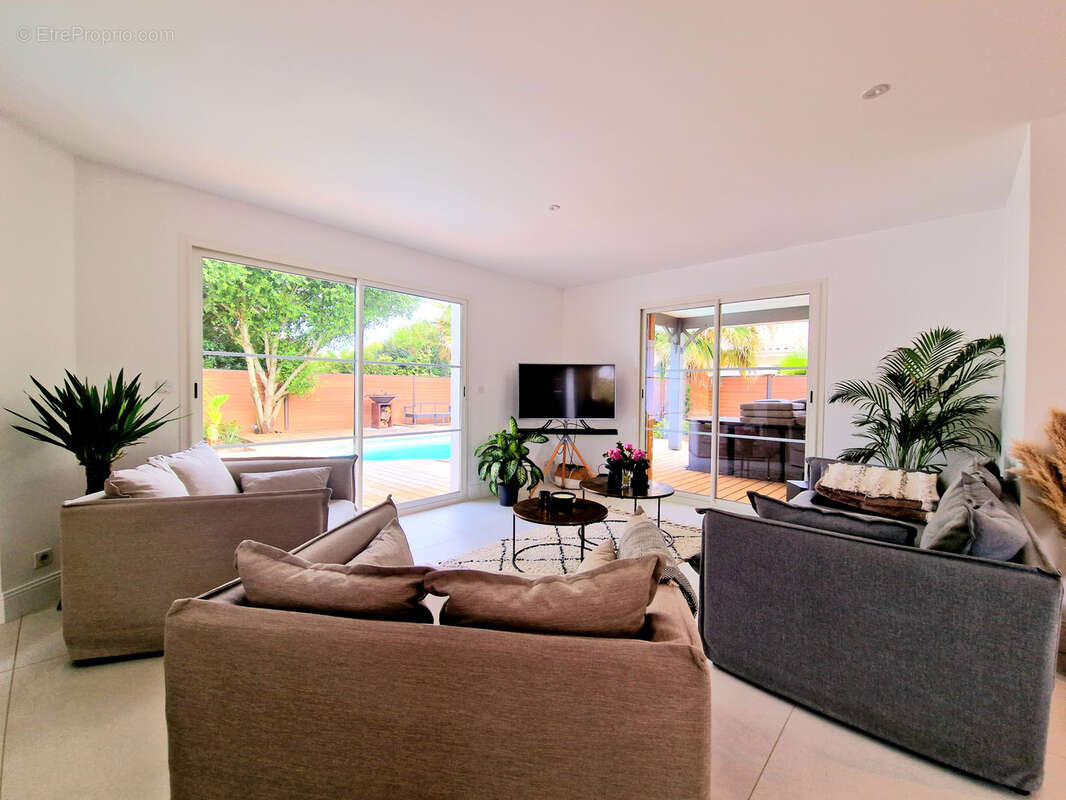 Maison à GUJAN-MESTRAS