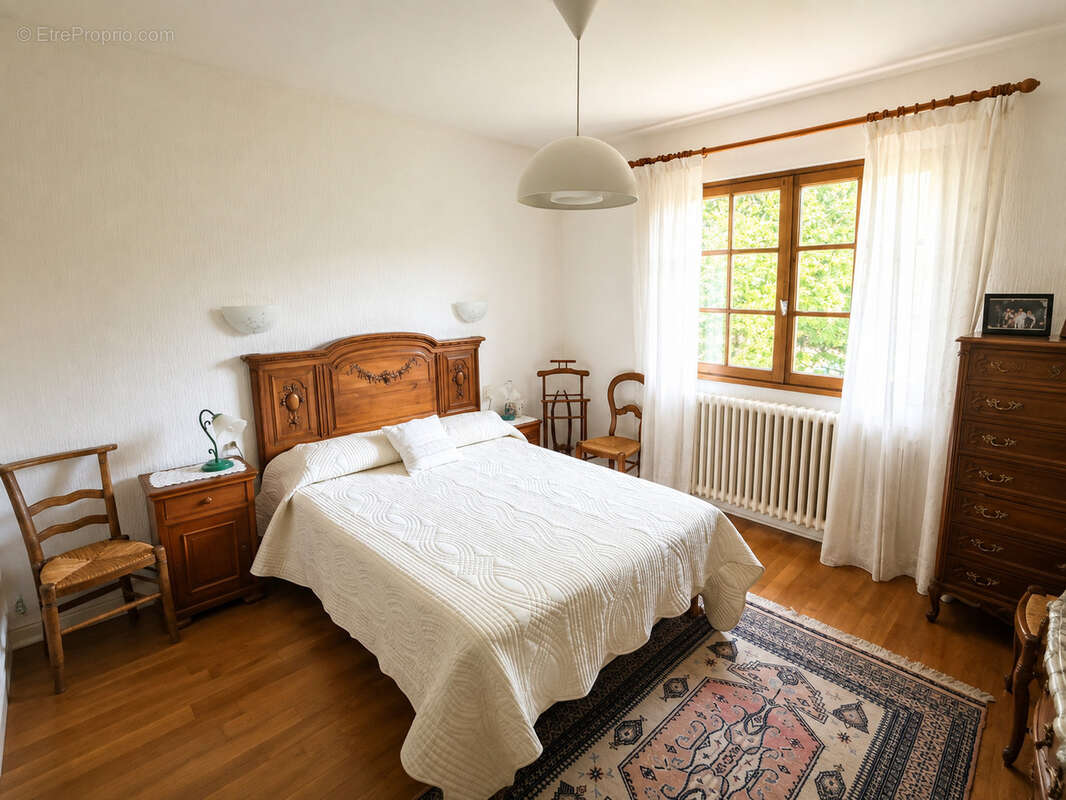 Vetraz-monthoux   maison familiale de 162 m2 au cœur du village - photo 5
