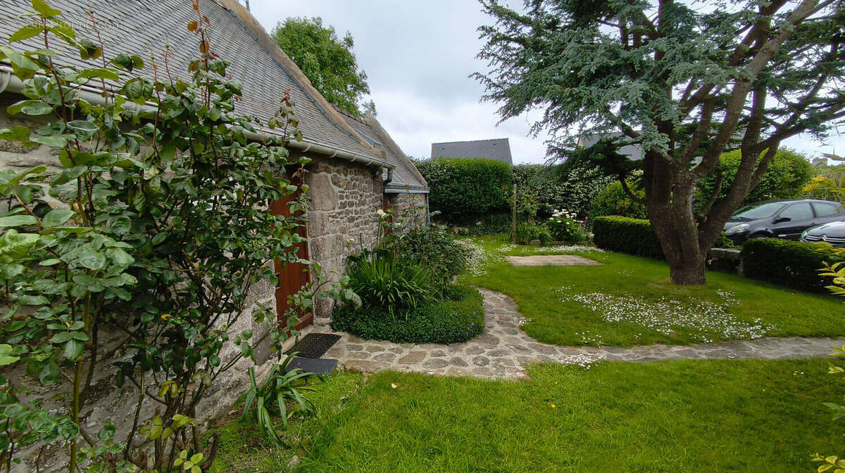 Maison en pierres a vendre lampaul-ploudalmezeau - photo 5