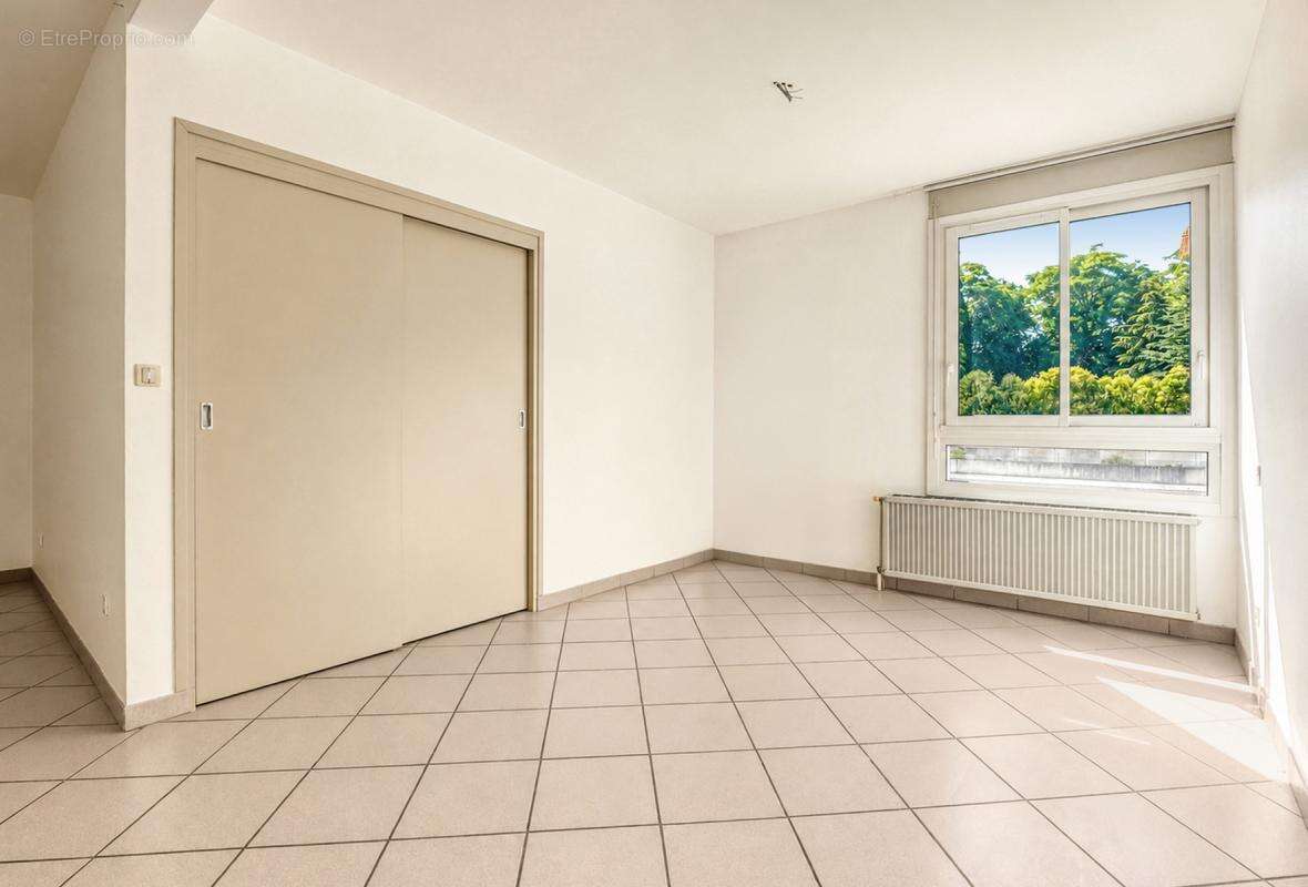 Toulouse St-Exupéry : T3 de 89m² - Résidence arborée - photo 7