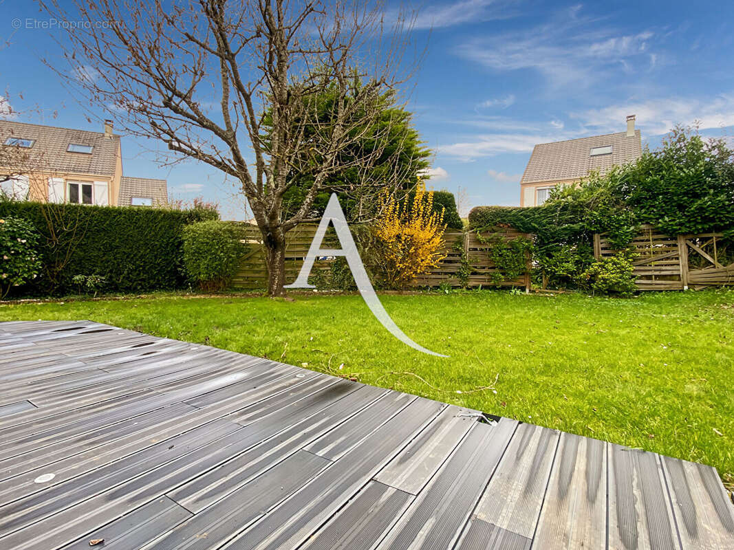 Maison à BOIS-D'ARCY