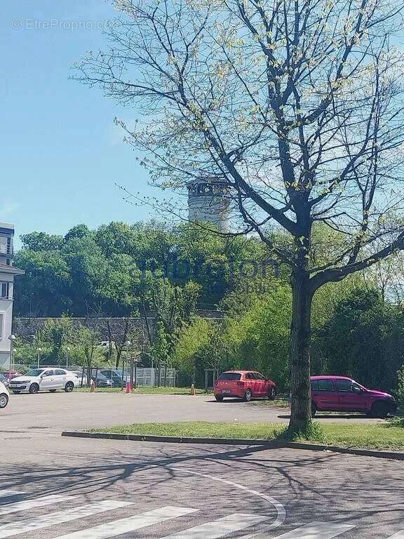 Terrain à LE PONT-DE-CLAIX