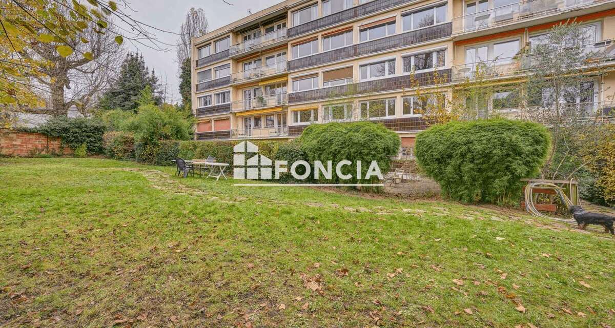 Appartement à BOURG-LA-REINE