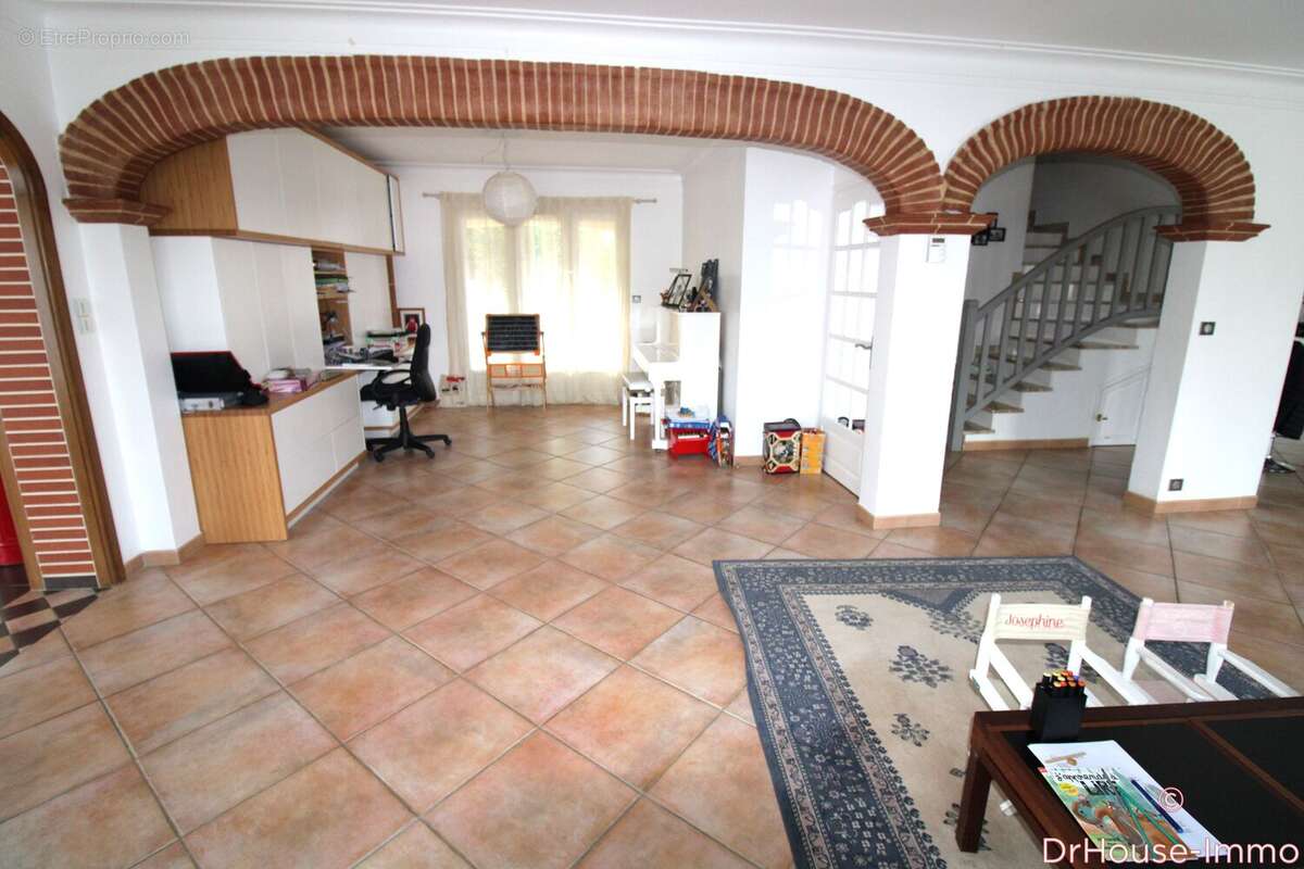 Maison 272 m² à Cugnaux  - photo 133