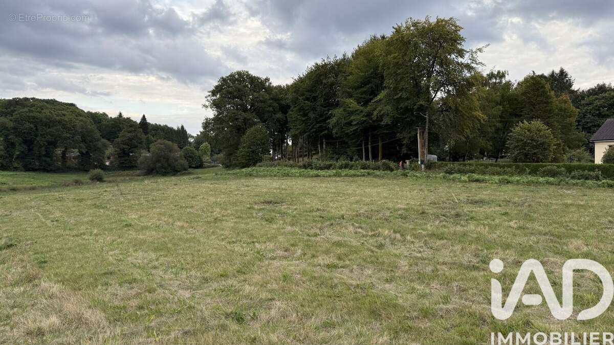 Photo 3 - Terrain à BONNAC-LA-COTE