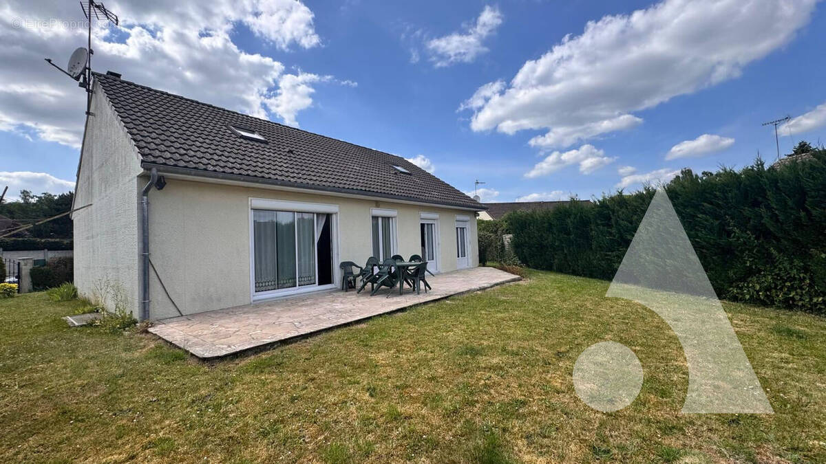 Maison à CREPY-EN-VALOIS