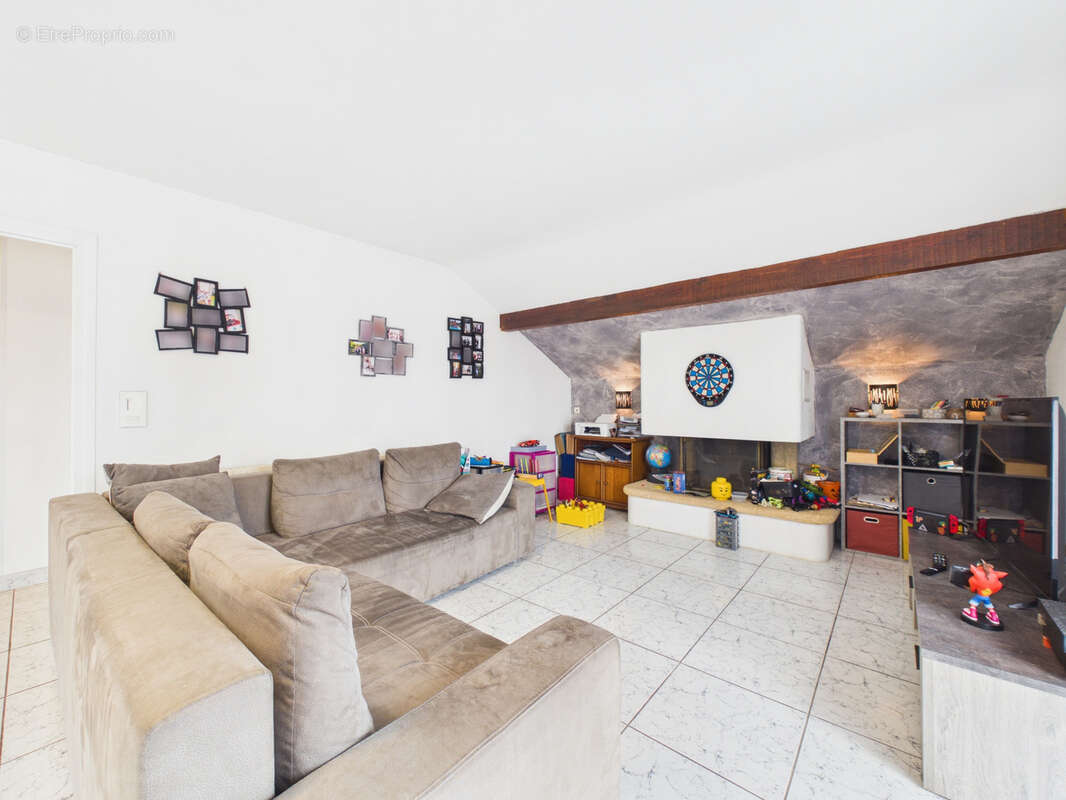 Appartement à BARBERAZ