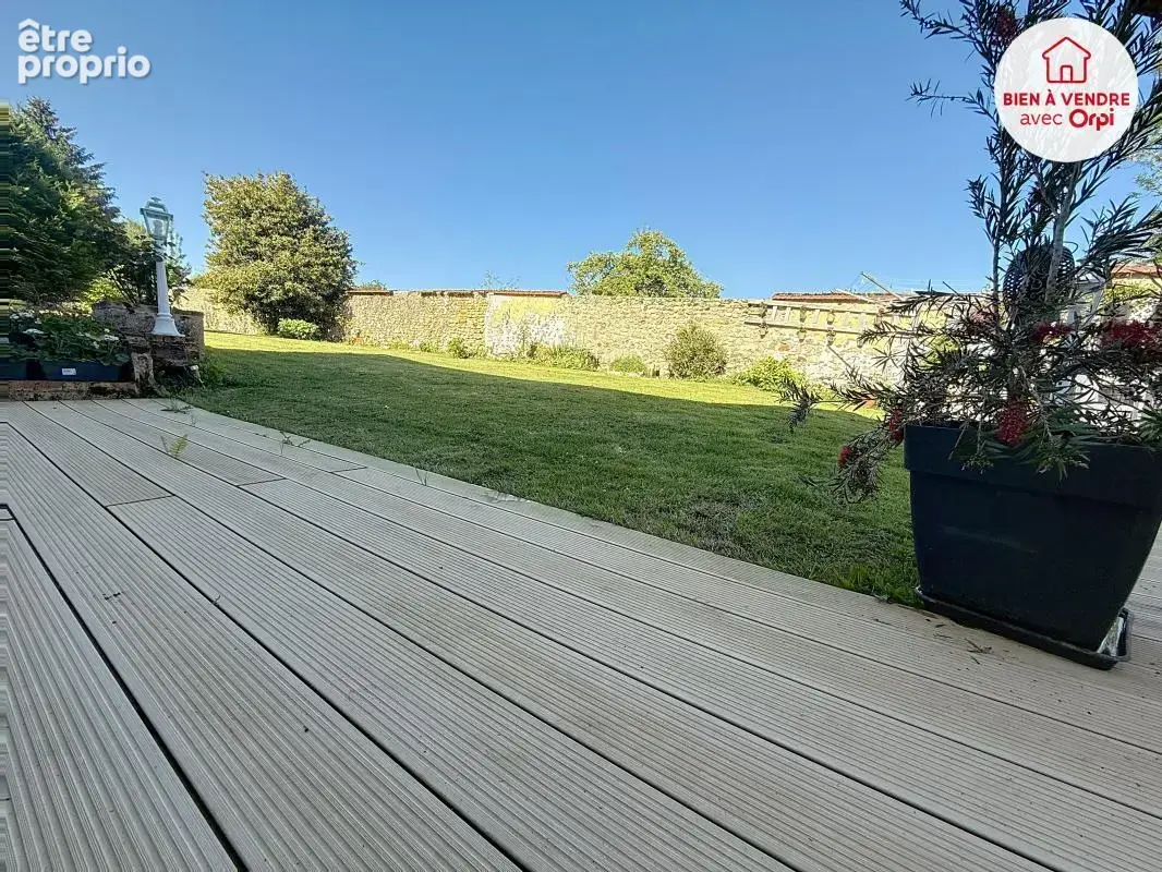 Belle maison en pierres rénovée de 9 pièces - photo 15