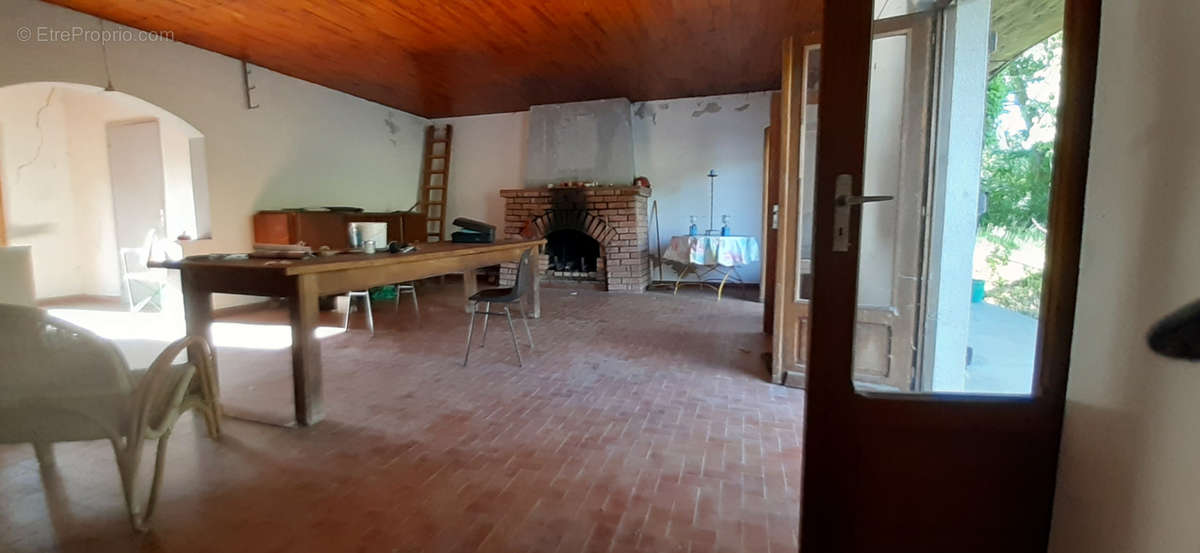 Terrain à CHATEAU-SALINS