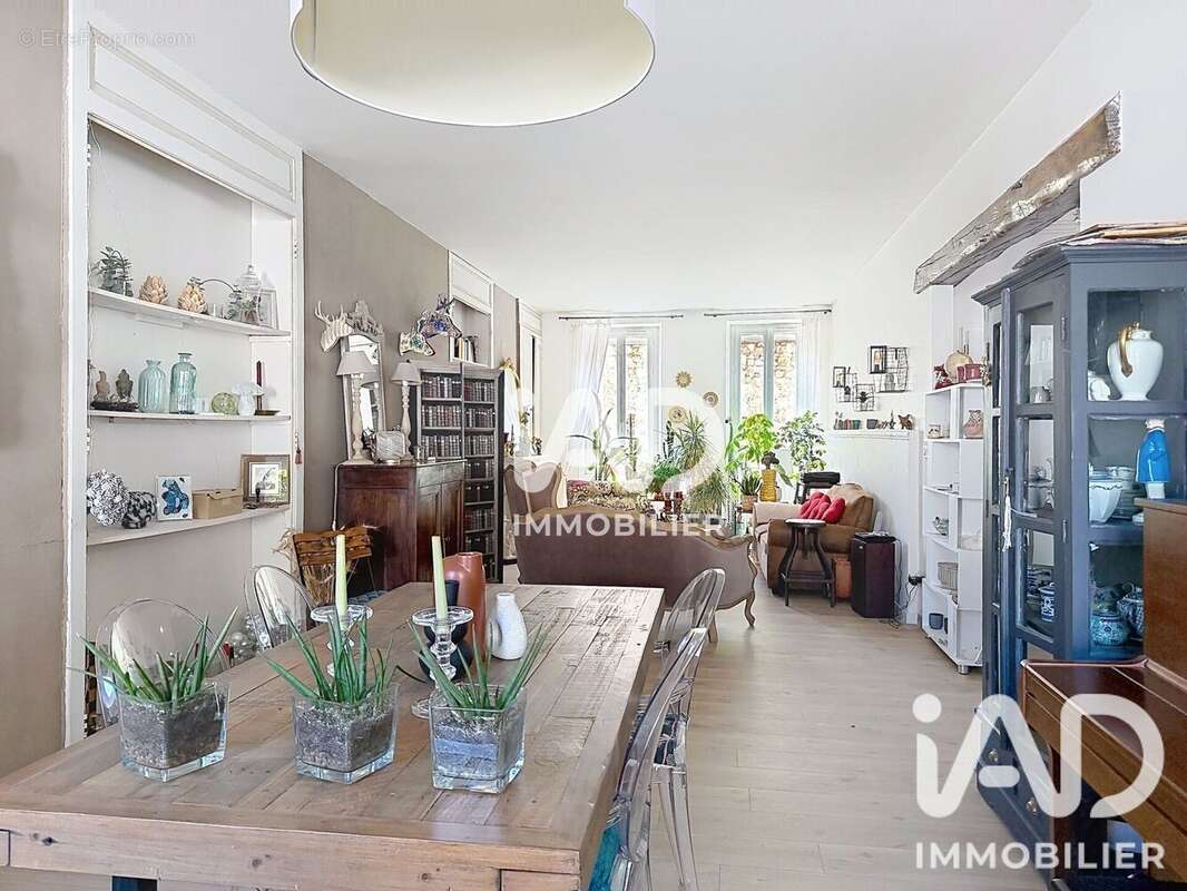 Appartement 94 m² à Sens  - photo 8