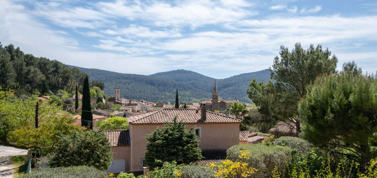 Maison à CUGES-LES-PINS