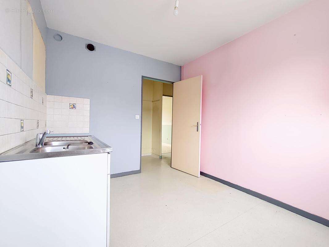 Maison T3 70m² - Saint-Just-en-Chaussée - 7670.1.5.5 - photo 6