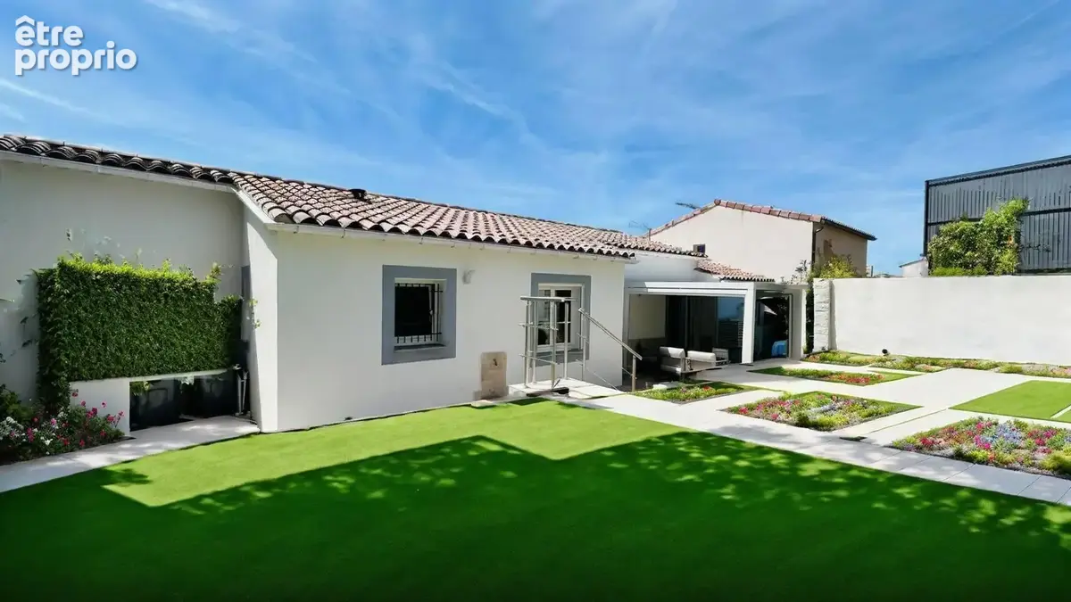 Carnoules villa t4  récente avec garage, dpe a et aucun travaux ! - photo 2