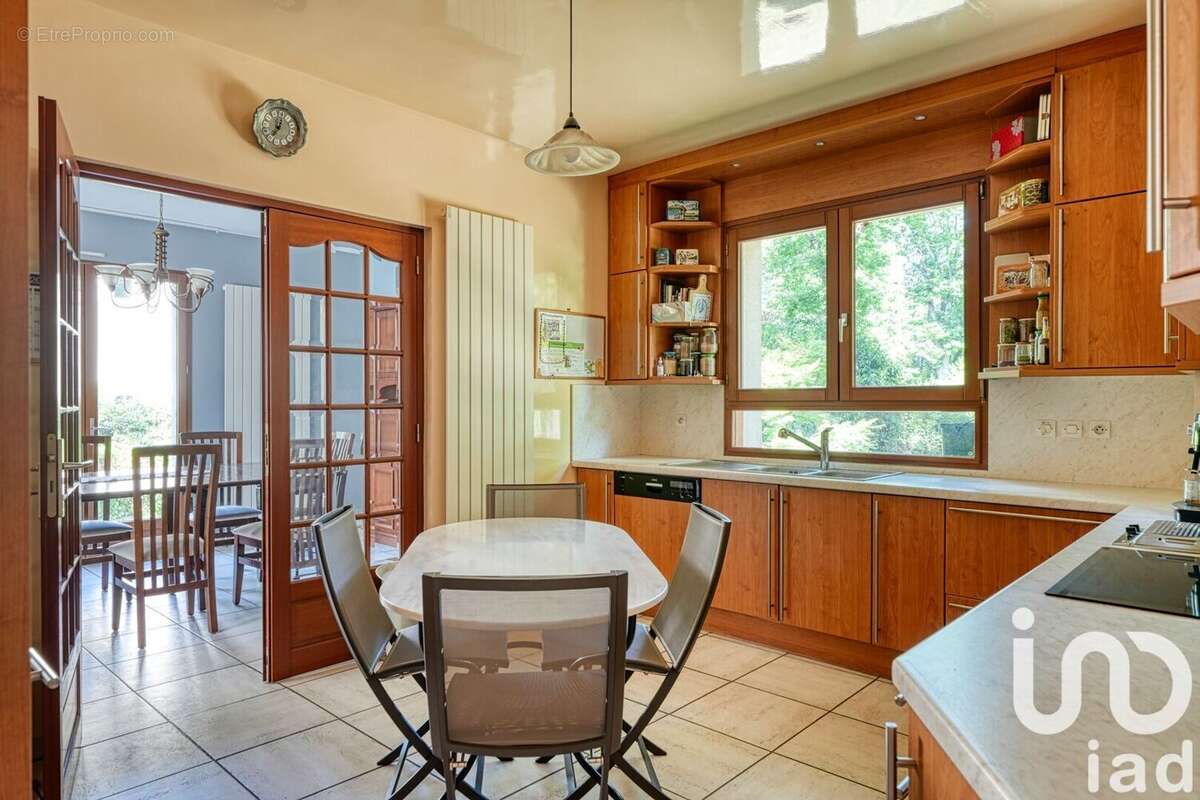 Photo 8 - Maison à VILLEBON-SUR-YVETTE