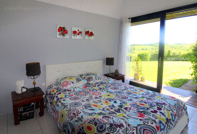 Maison à SALLEBOEUF