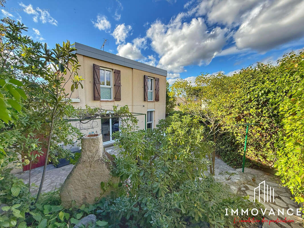 Maison à LE CRES