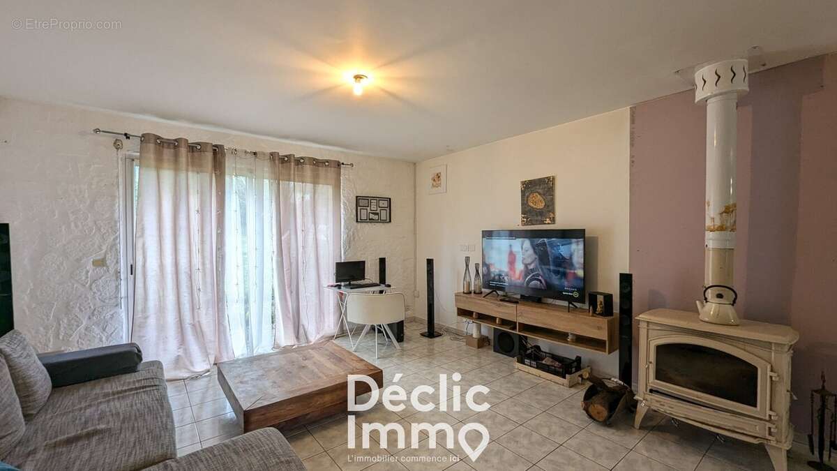 Maison à LA COURONNE