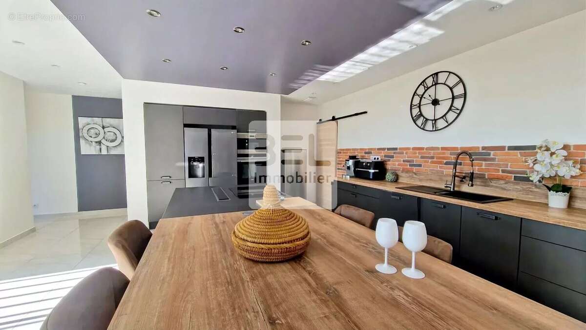 Maison à ROCHEFORT-DU-GARD