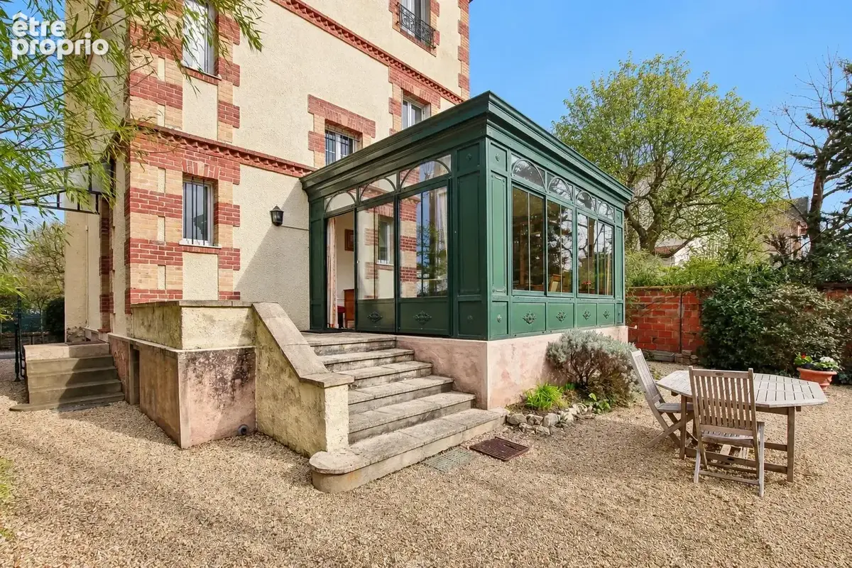 Maison à LE VESINET