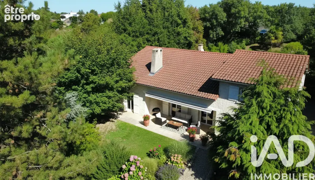 Photo 1 - Maison à SAINT-PAUL-EN-CORNILLON