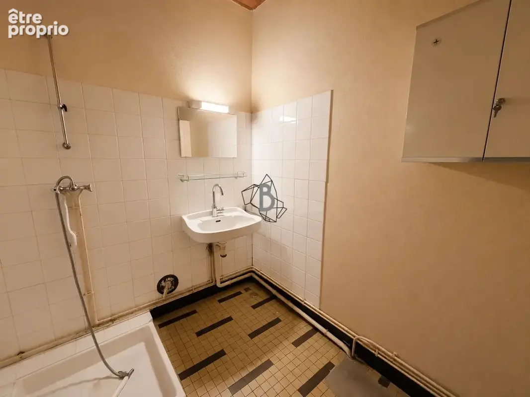 Maison T5 - 148 m2 - Alrance - photo 7