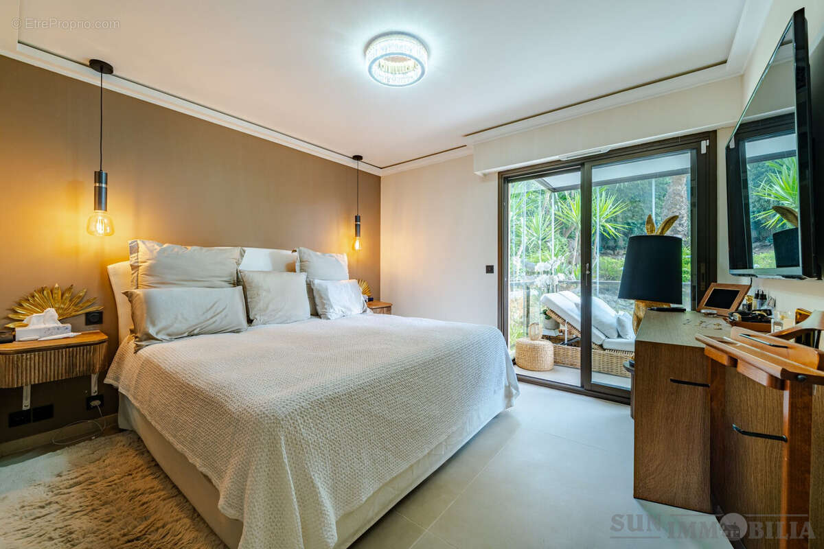 Appartement 94 m² à Cannes  - photo 6