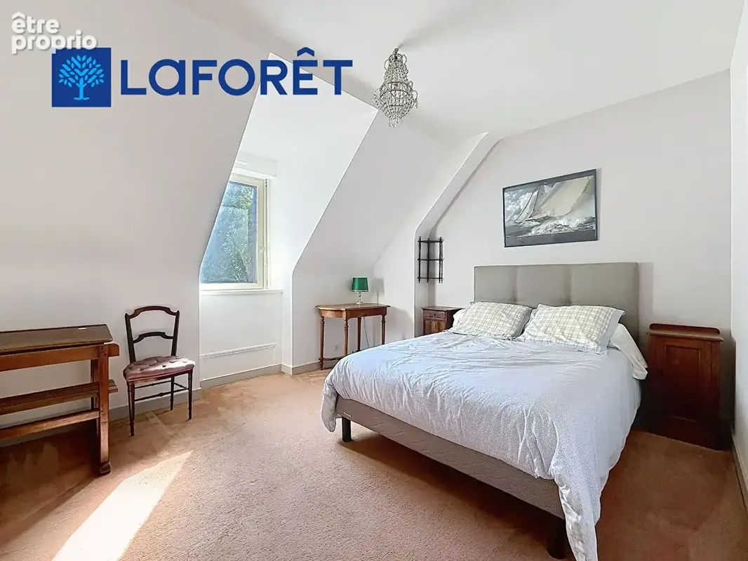 A VENDRE- Maison Pontivy 7 pièce(s) 206 m2 - photo 10
