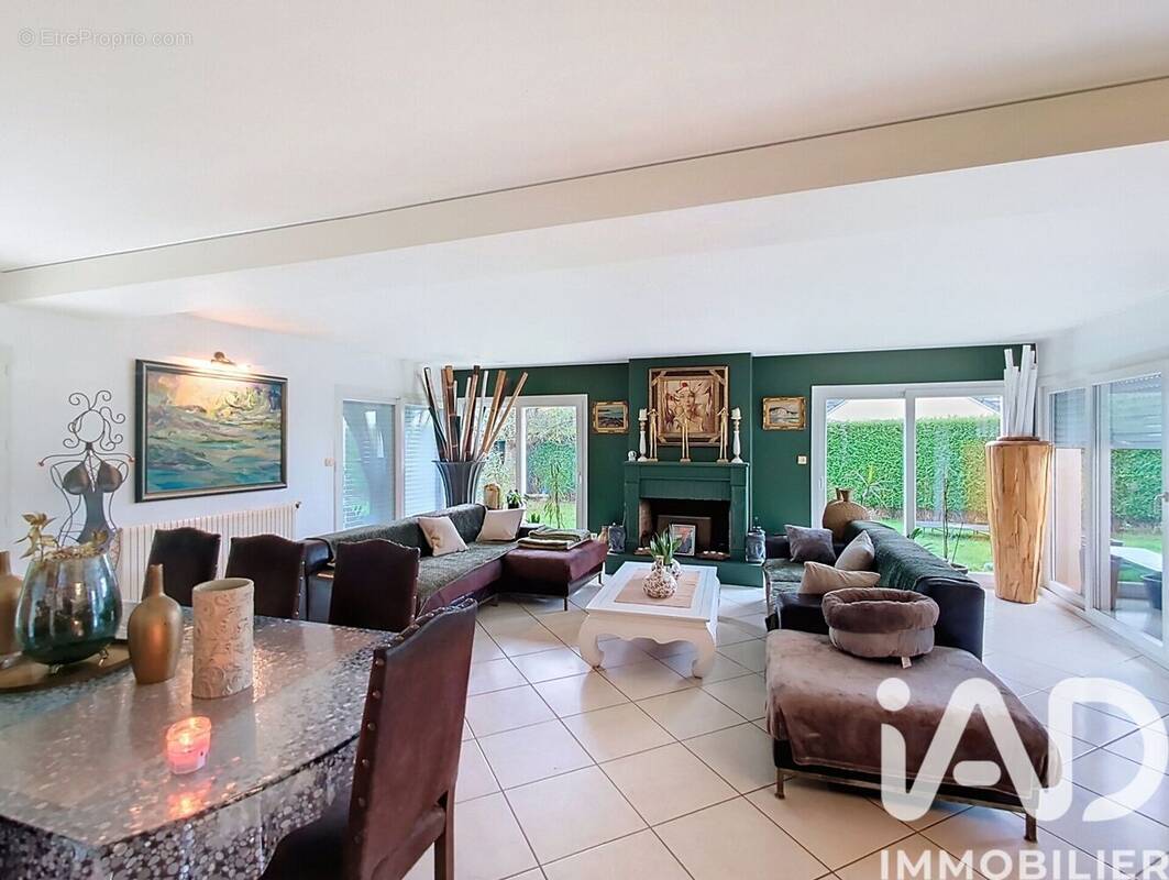 Photo 1 - Maison à FRANQUEVILLE-SAINT-PIERRE