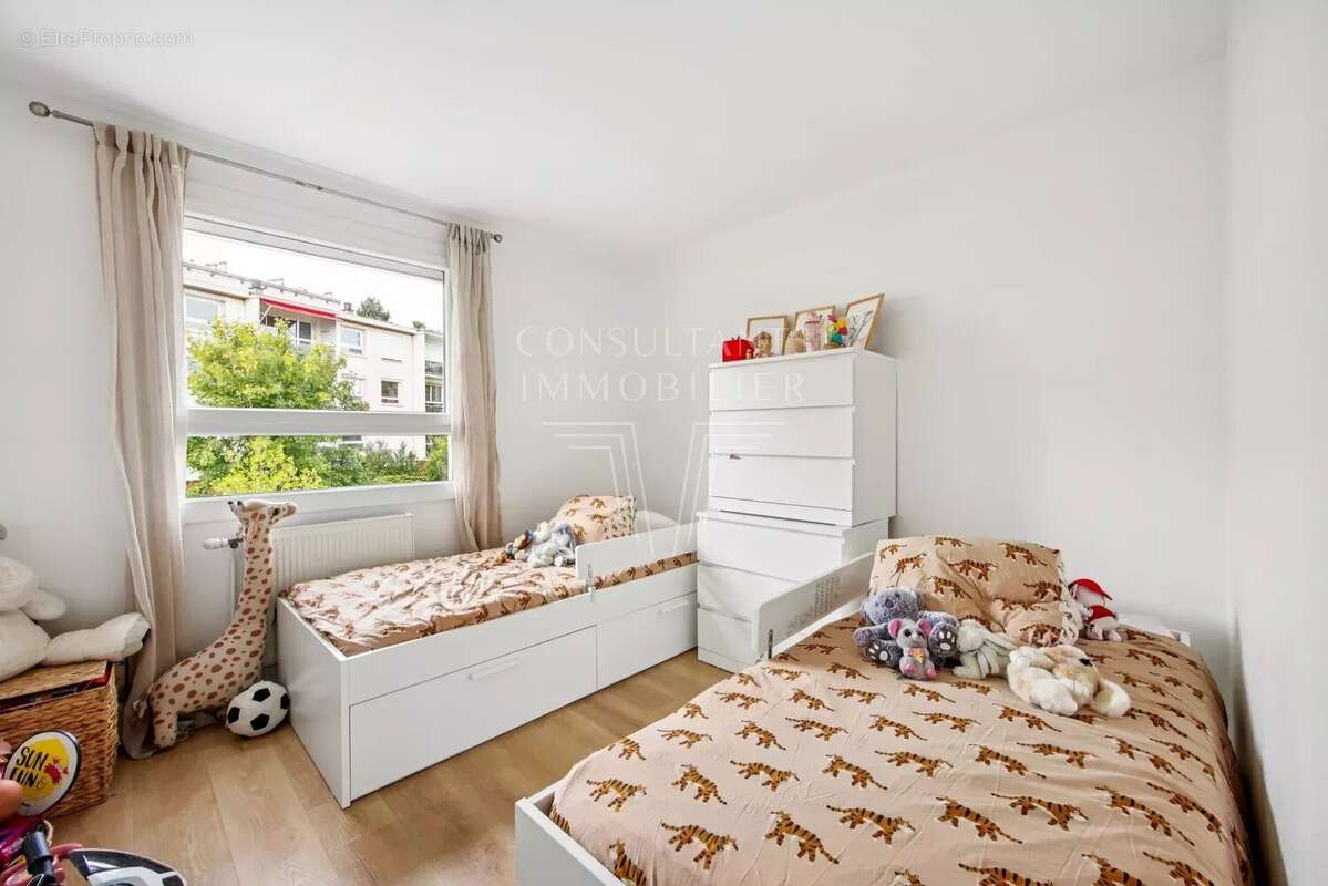 Appartement à SURESNES