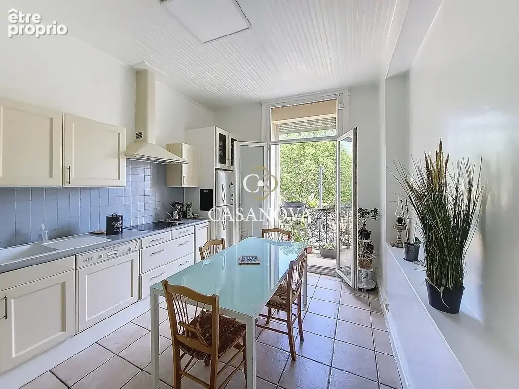 Vigneronne - Frontigan village - 208 m2 habitables - photo 19